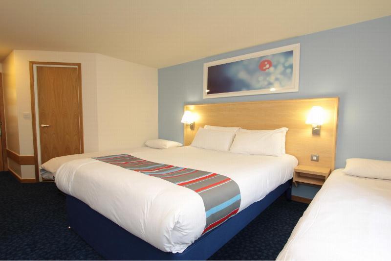 Travelodge Darlington Экстерьер фото